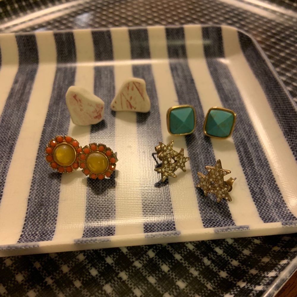 Vintage star flower beach glass earring stud set - Picture 5 of 9